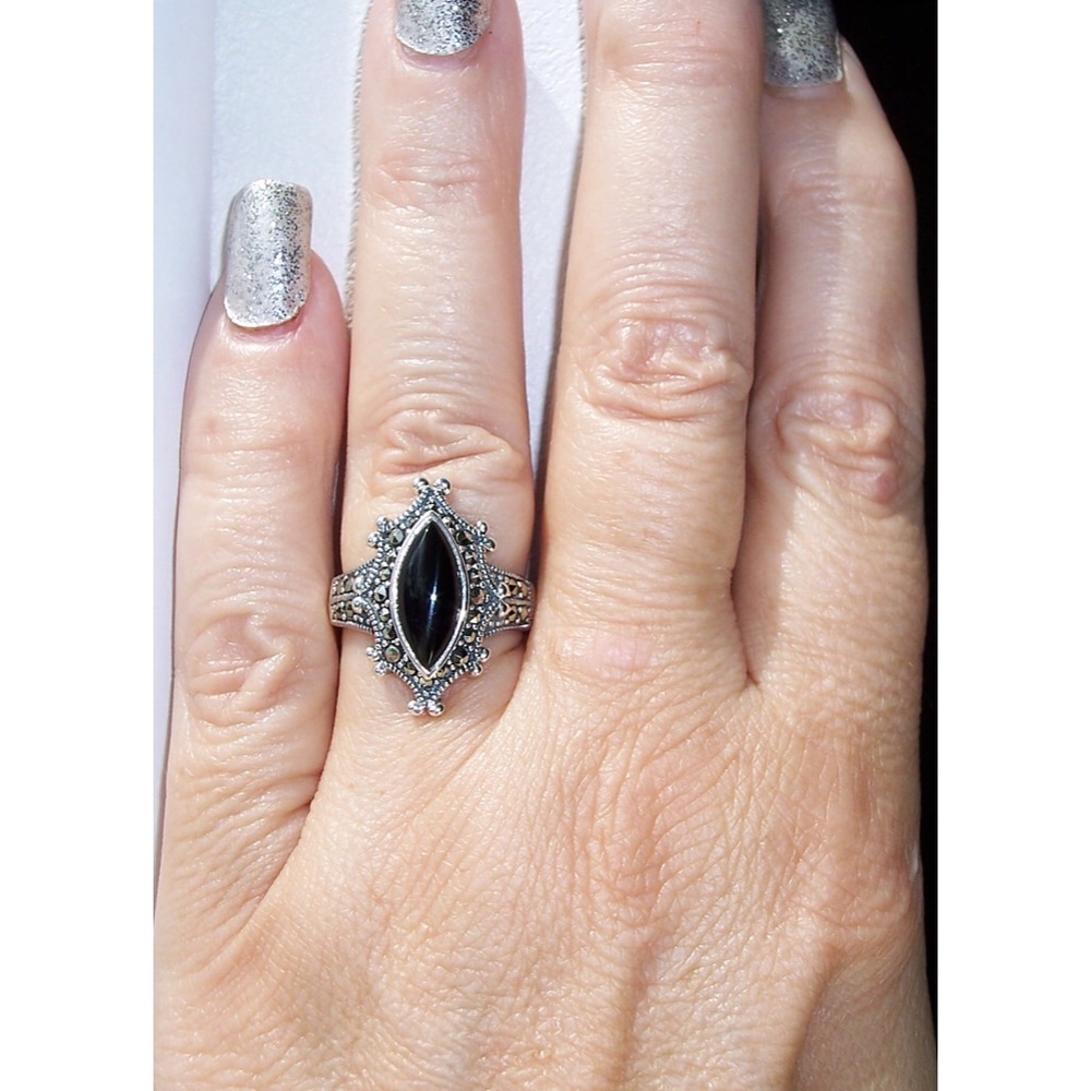 925 STERLING SILVER Marquise Black Onyx & Marcasite Ring - Picture 2 of 16
